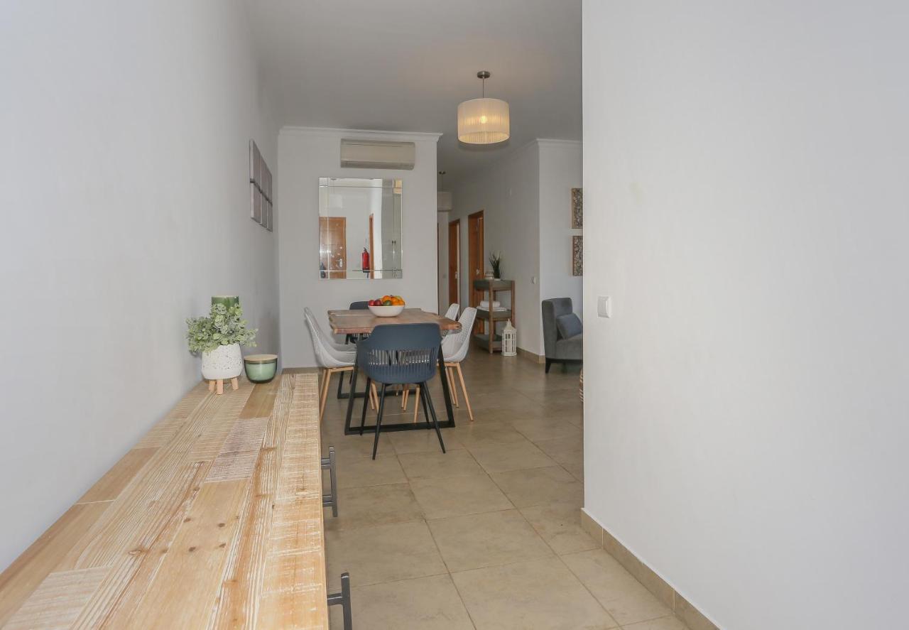 3 Bedroom Apartment With Indoor Pool Central Lagos Exteriér fotografie