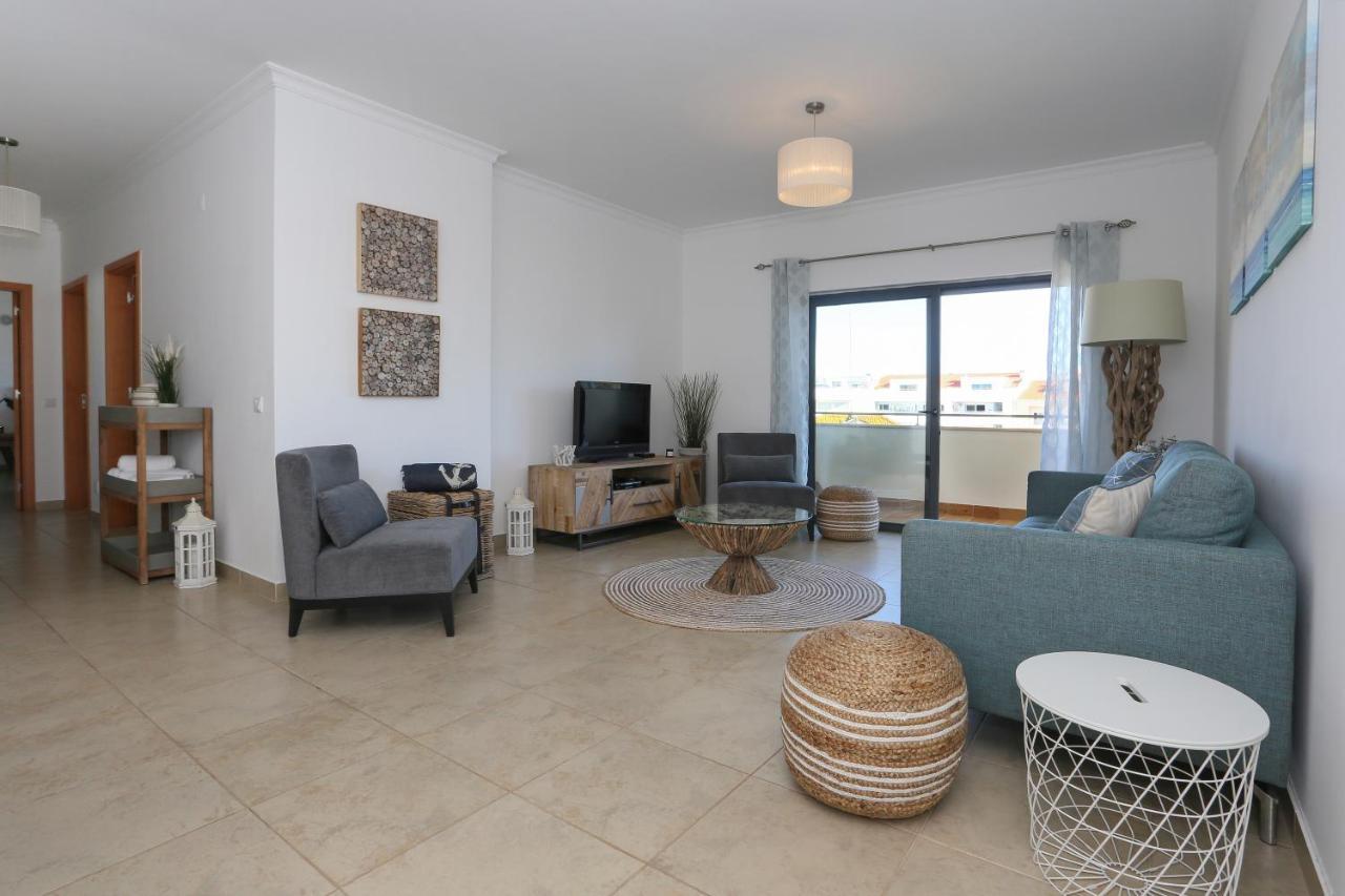 3 Bedroom Apartment With Indoor Pool Central Lagos Exteriér fotografie