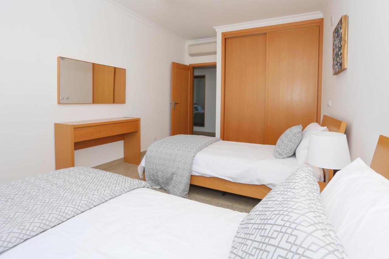 3 Bedroom Apartment With Indoor Pool Central Lagos Exteriér fotografie