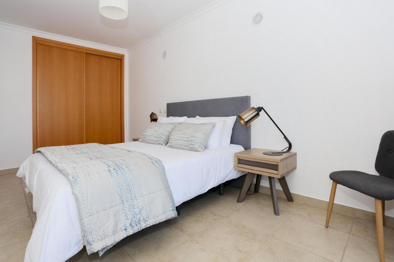 3 Bedroom Apartment With Indoor Pool Central Lagos Exteriér fotografie