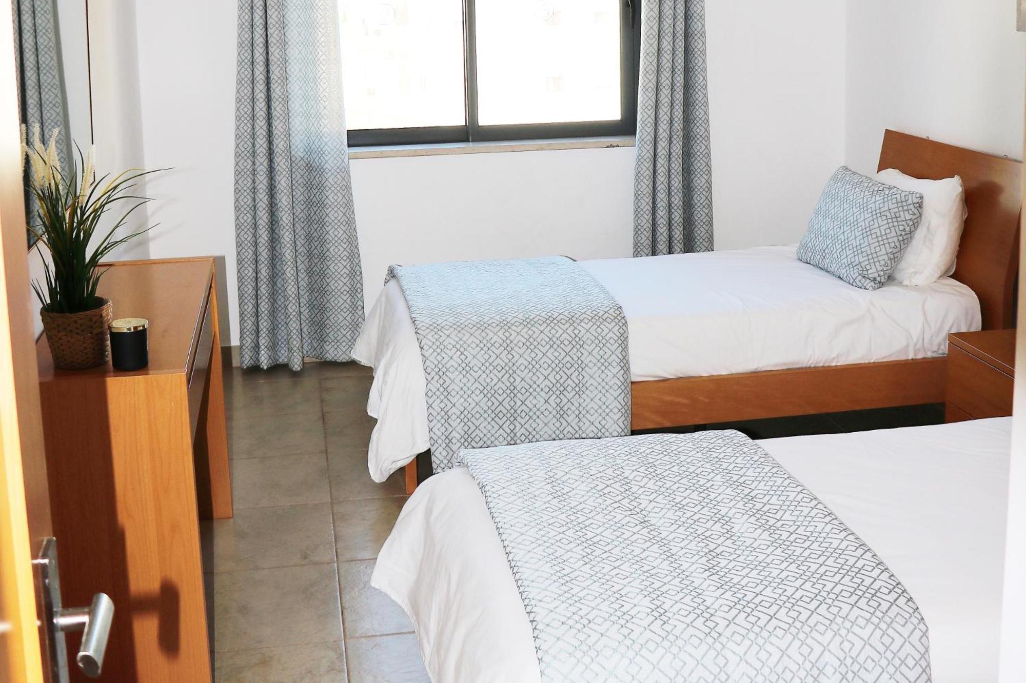 3 Bedroom Apartment With Indoor Pool Central Lagos Exteriér fotografie